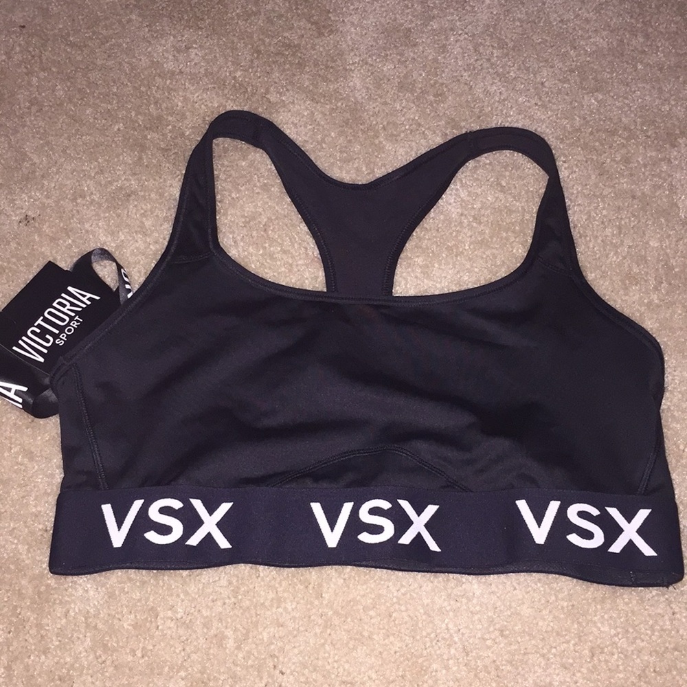 BRAND NEW VICTORIAS SECRET SPORTS BRA 💥❤️